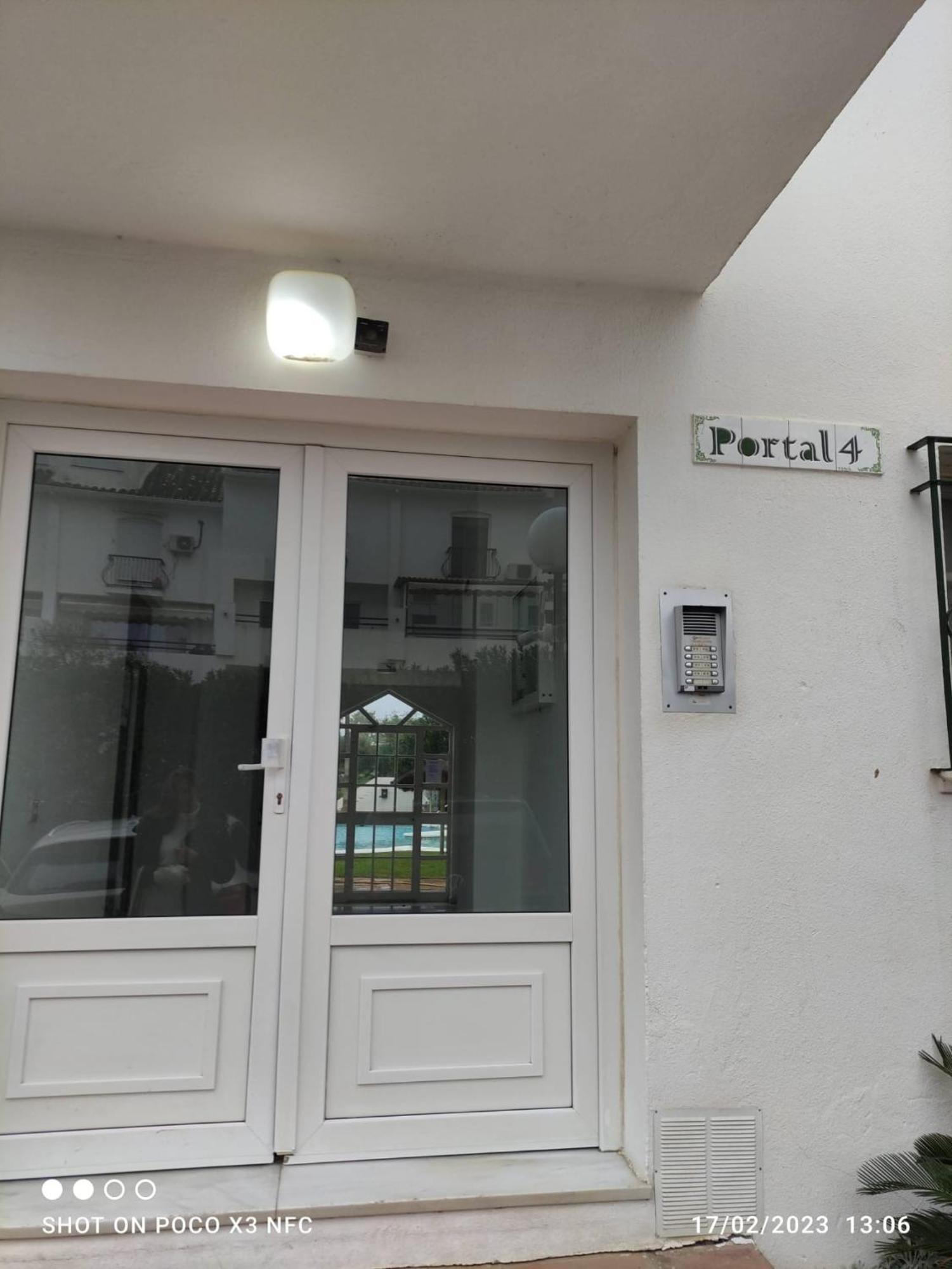 Casa Trebol Parquing Gratis Apartment Estepona Exterior photo